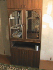 Продаётся шкаф-сервант