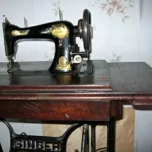 старинная швейная машинка SINGER