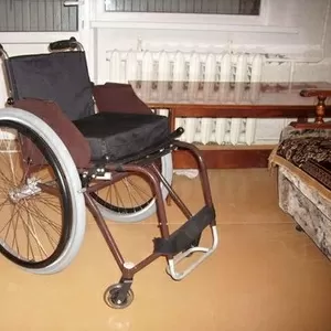 Продаётся новая,  инвалидная коляска 